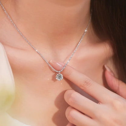 Super Sparkly Women’s Necklace